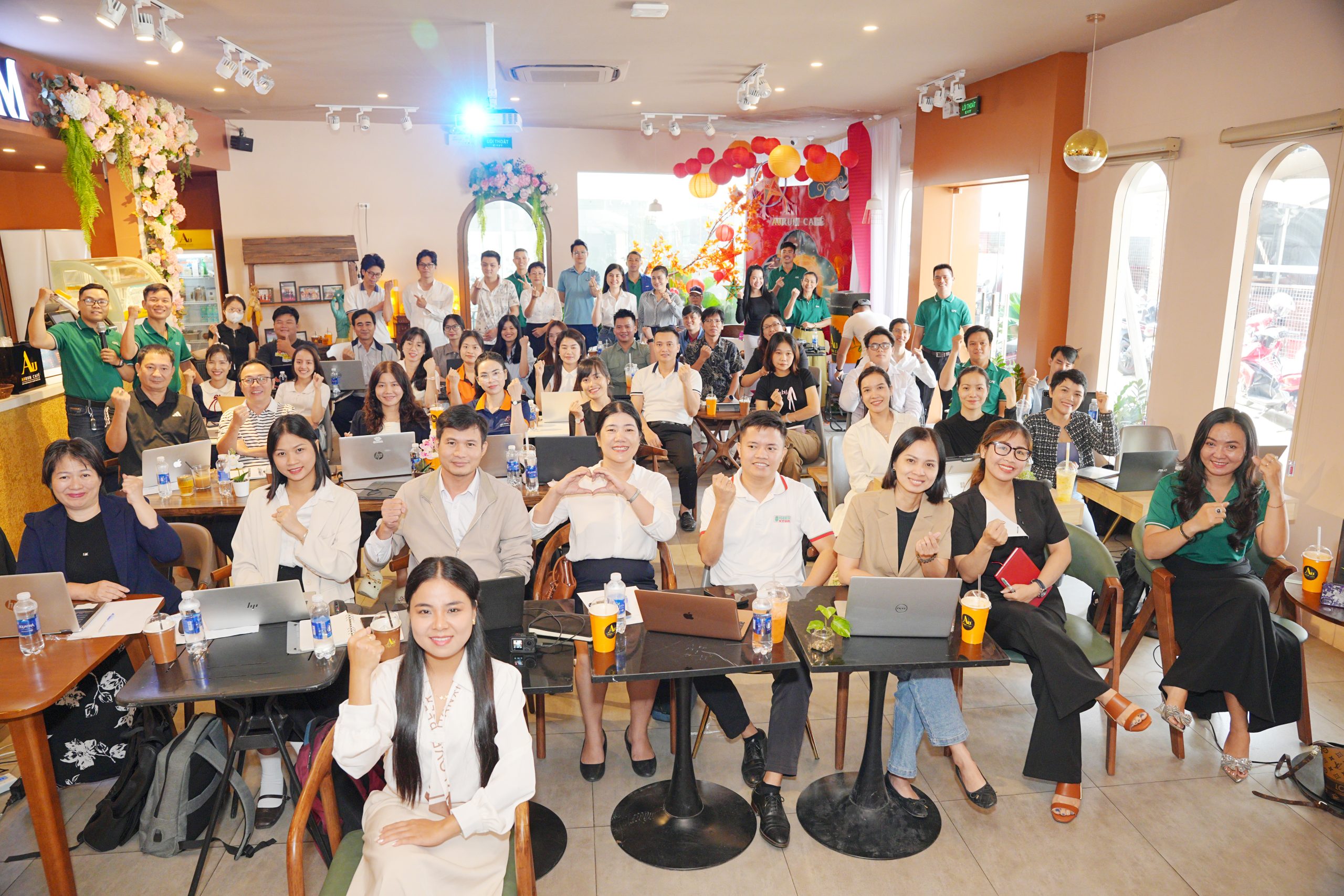 Bí mật được bật mí trong Youtube – Lê Thị Mộng Thi – Youtube 3 nút kim cương- Lần 47